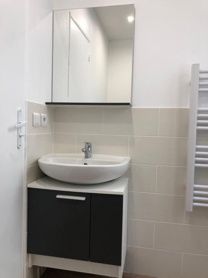 New Saint Maur-Logement Lovely Flat 32M2 Paris Bagian luar foto